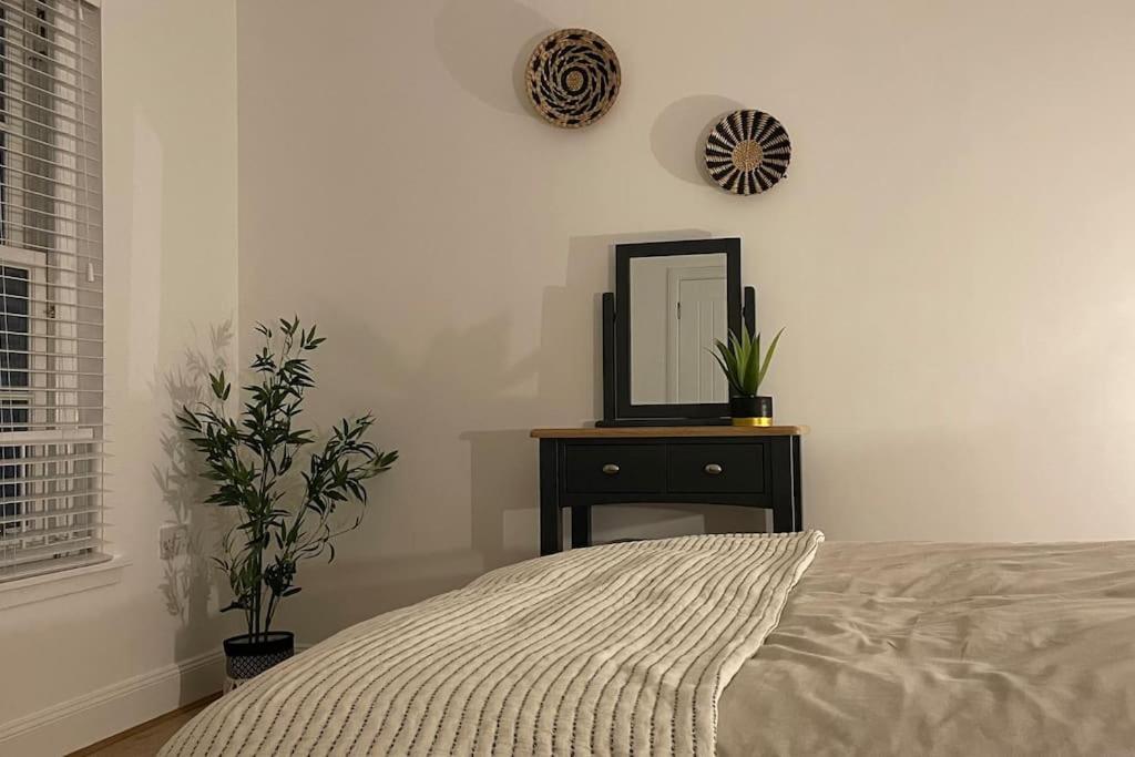 Harbourside, Luxurious Elegant Holiday Home With Bike Store - Sleeps 6 Wick  Exterior photo
