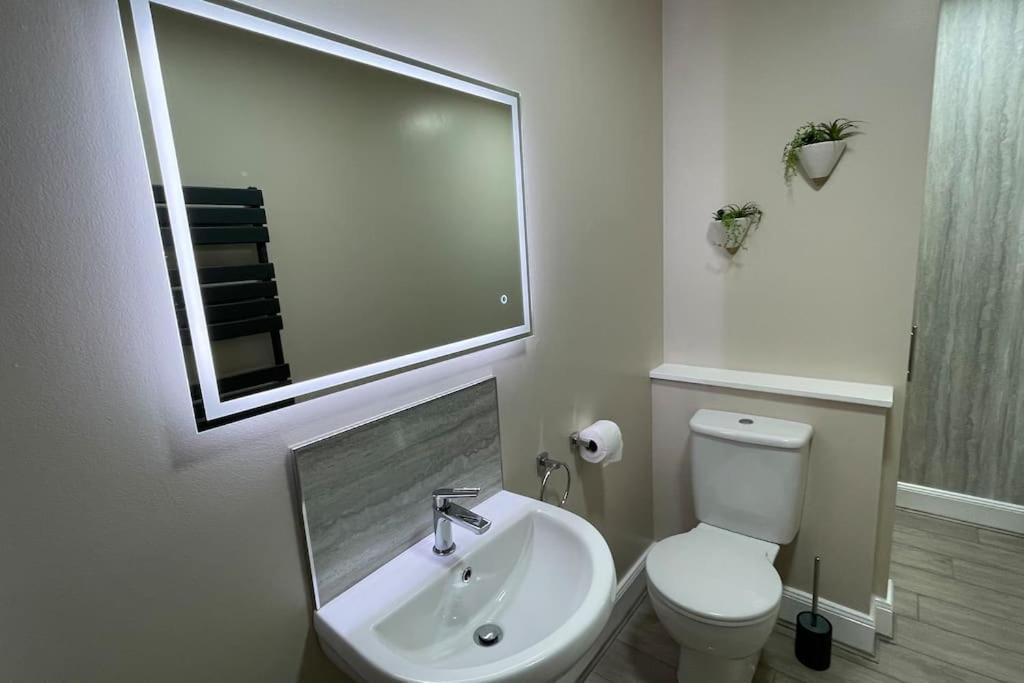Harbourside, Luxurious Elegant Holiday Home With Bike Store - Sleeps 6 Wick  Exterior photo
