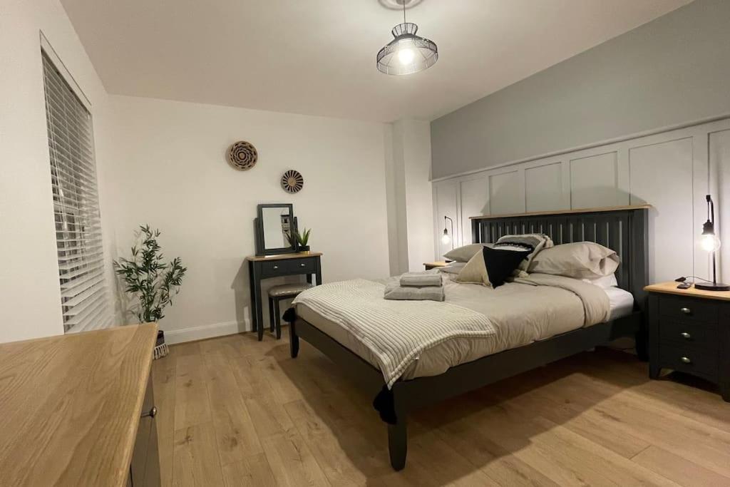 Harbourside, Luxurious Elegant Holiday Home With Bike Store - Sleeps 6 Wick  Exterior photo